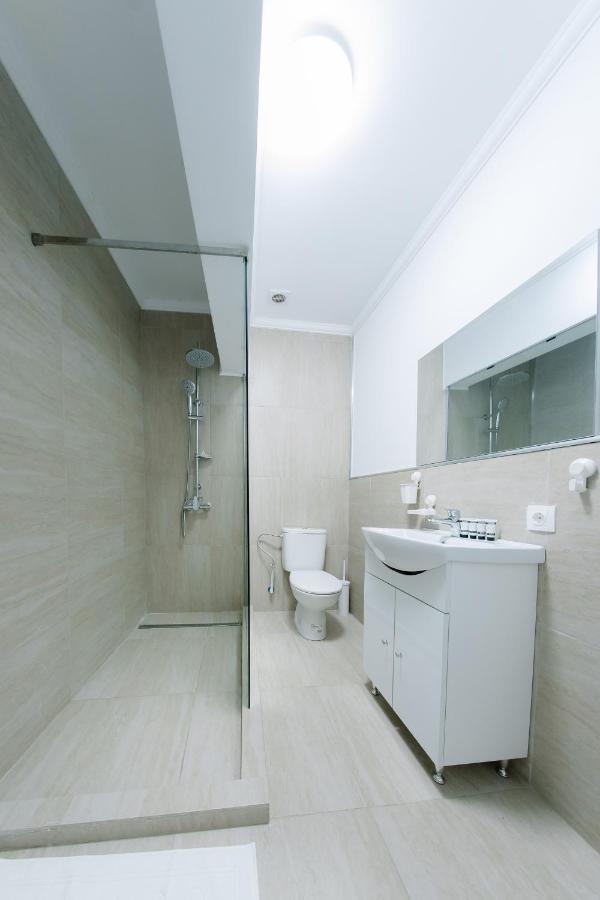 Mavie Apartment Boutique Bukarest Exteriör bild