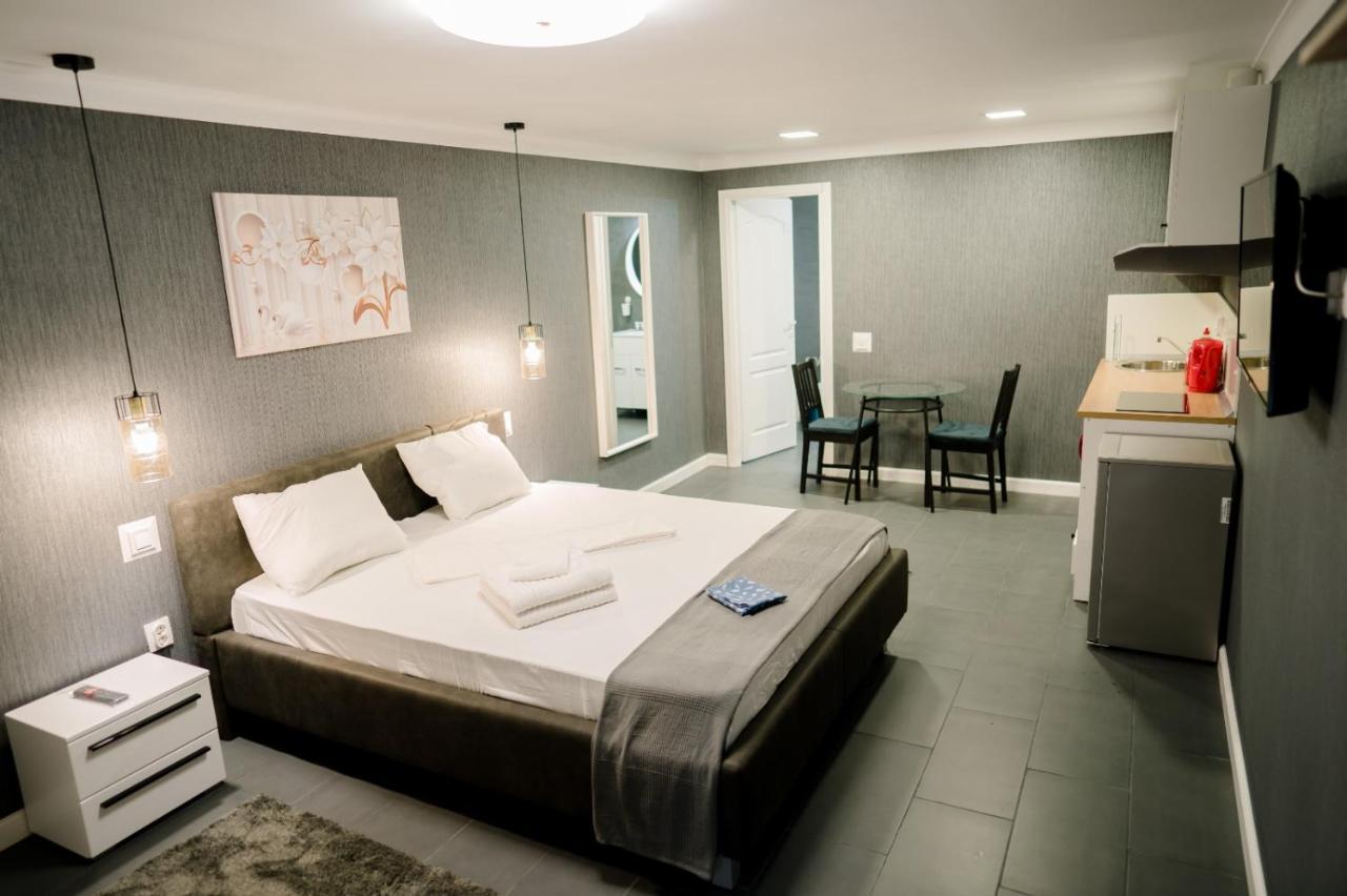 Mavie Apartment Boutique Bukarest Exteriör bild