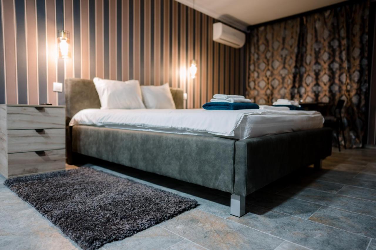 Mavie Apartment Boutique Bukarest Exteriör bild